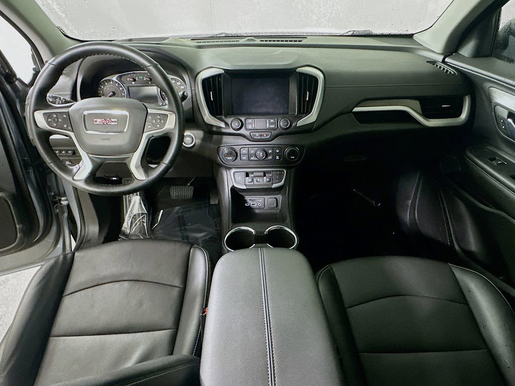 Used 2023 GMC Terrain SLT w/ Tech Package FWD image 16