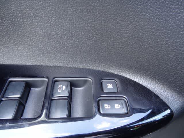 Used 2019 Mitsubishi Eclipse Cross LE AWD/4WD image 13