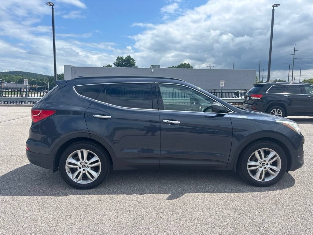 Used 2014 Hyundai Santa Fe Sport 2.0T w/ Technology Package 05 AWD/4WD image 2