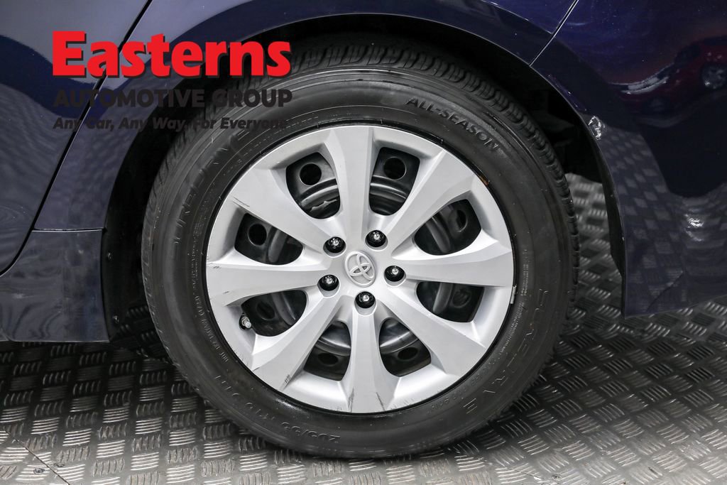 Used 2022 Toyota Corolla LE image 8