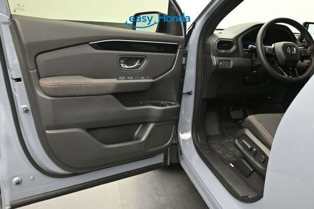 New 2026 Honda Pilot Sport image 17