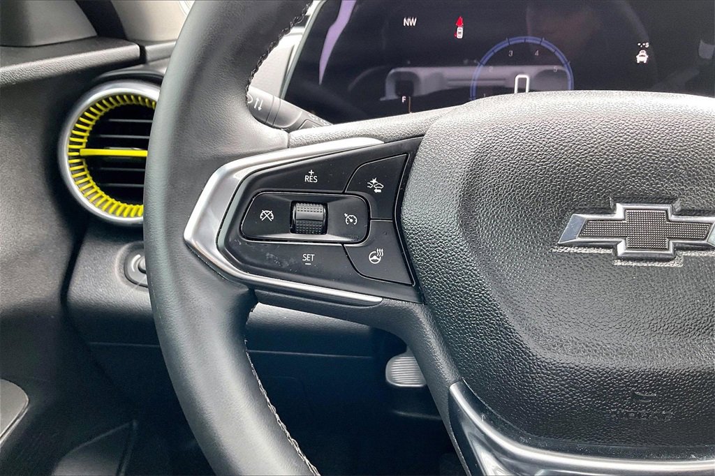 Used 2024 Chevrolet Trax ACTIV image 10