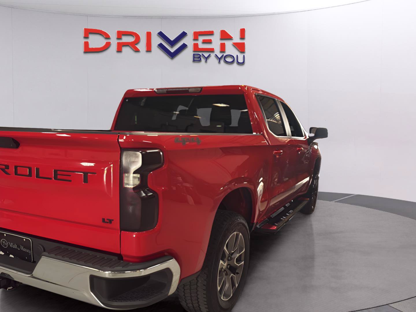 Used 2022 Chevrolet Silverado 1500 LT AWD/4WD image 5