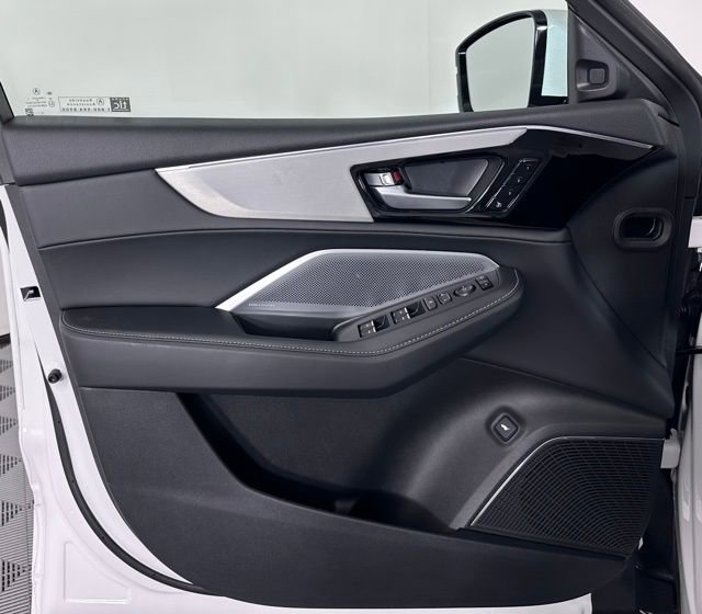 Used 2026 Acura MDX w/ Technology Package AWD/4WD image 13