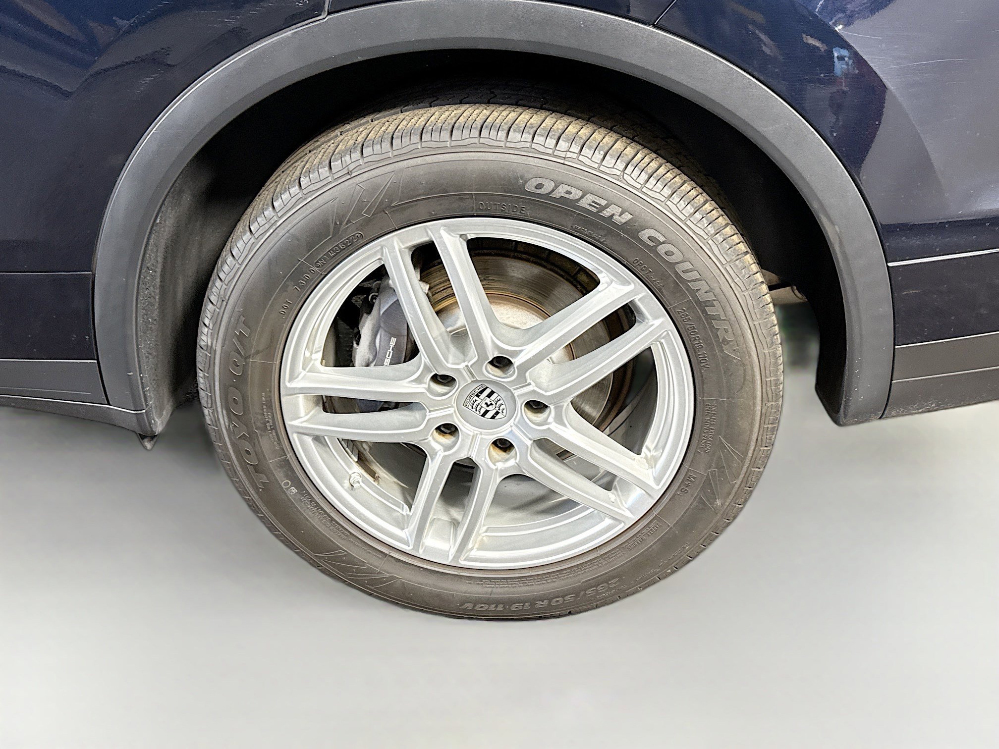 Used 2016 Porsche Cayenne image 35