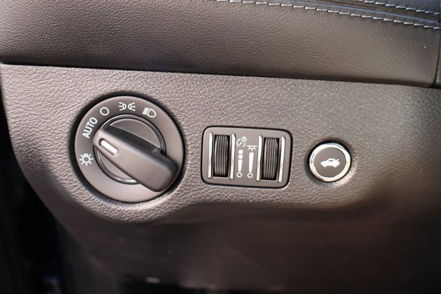 Used 2023 Dodge Challenger R/T Scat Pack image 15