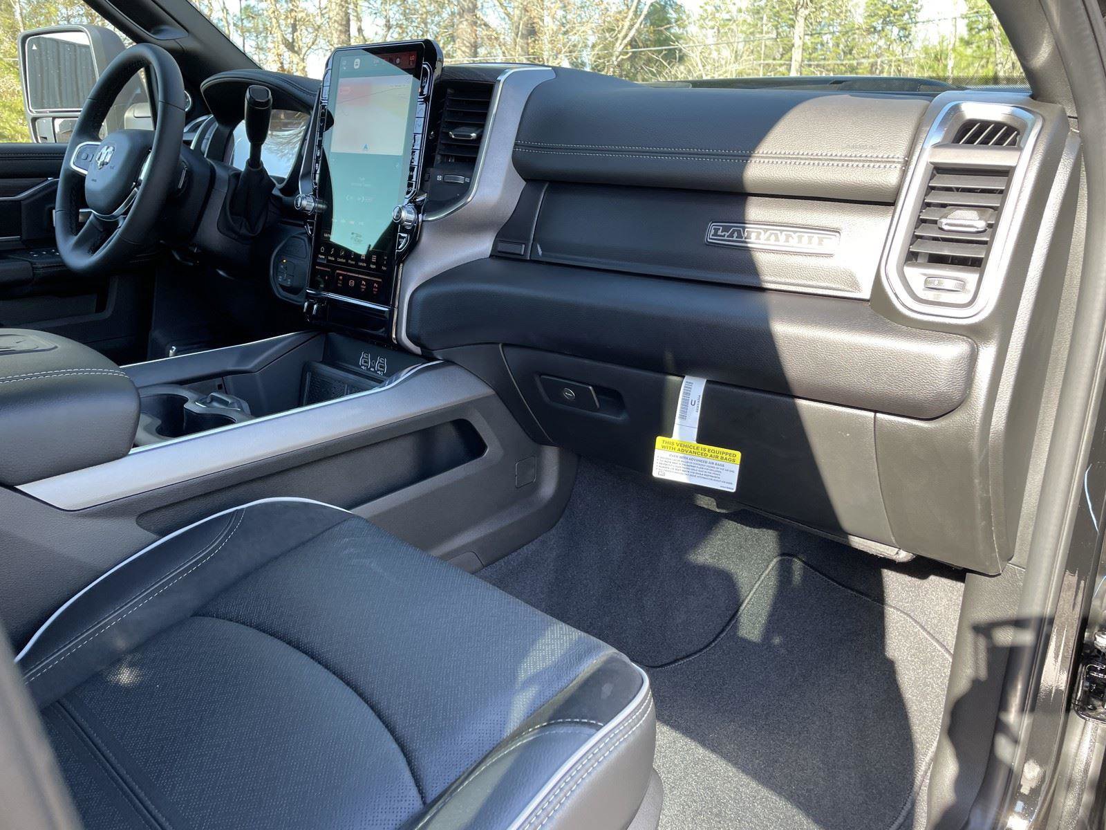 New 2026 RAM 3500 Laramie AWD/4WD image 53