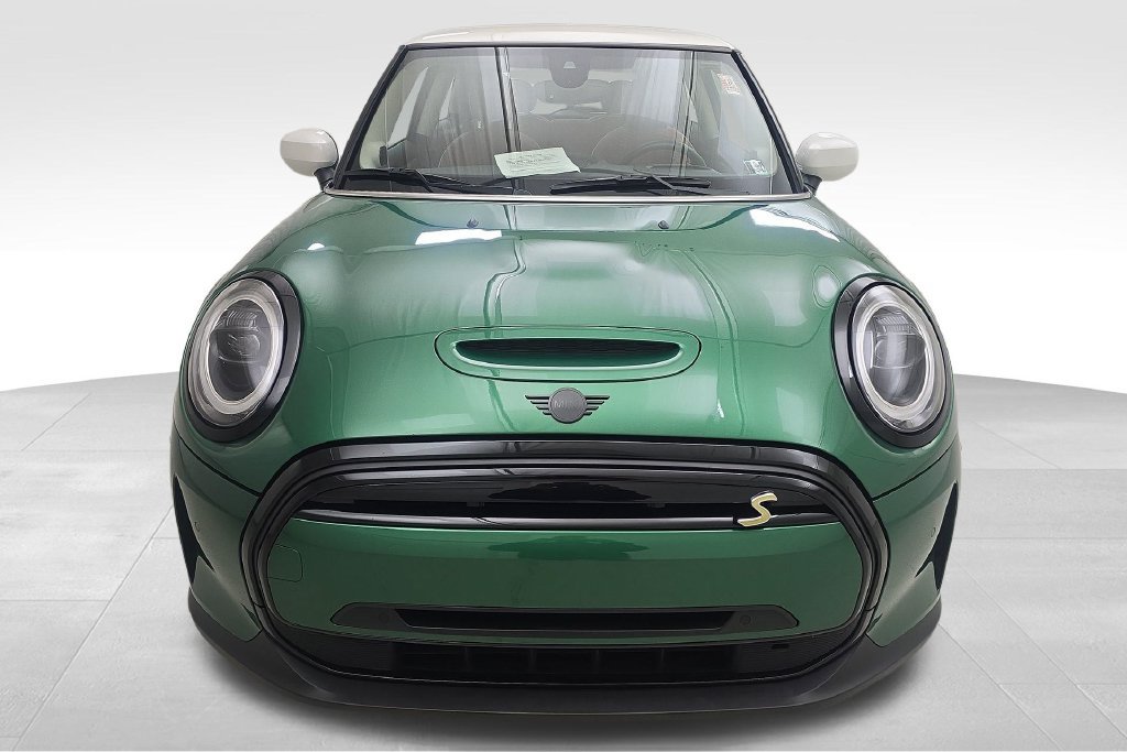 Certified 2024 MINI Cooper SE FWD image 4