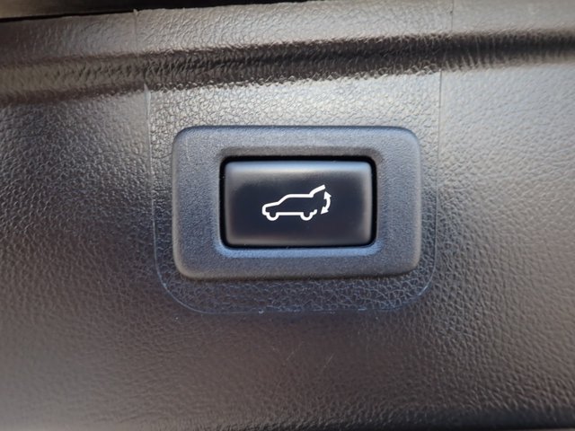 Used 2018 Subaru Outback 2.5i Touring AWD/4WD image 9
