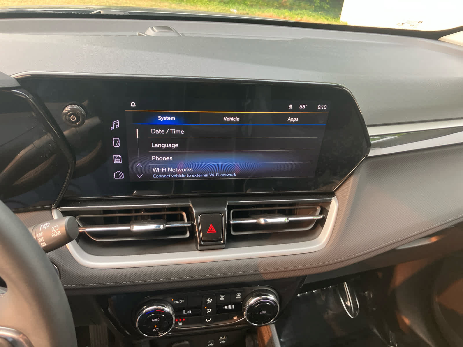Used 2026 Chevrolet TrailBlazer LT w/ Convenience Package FWD image 15
