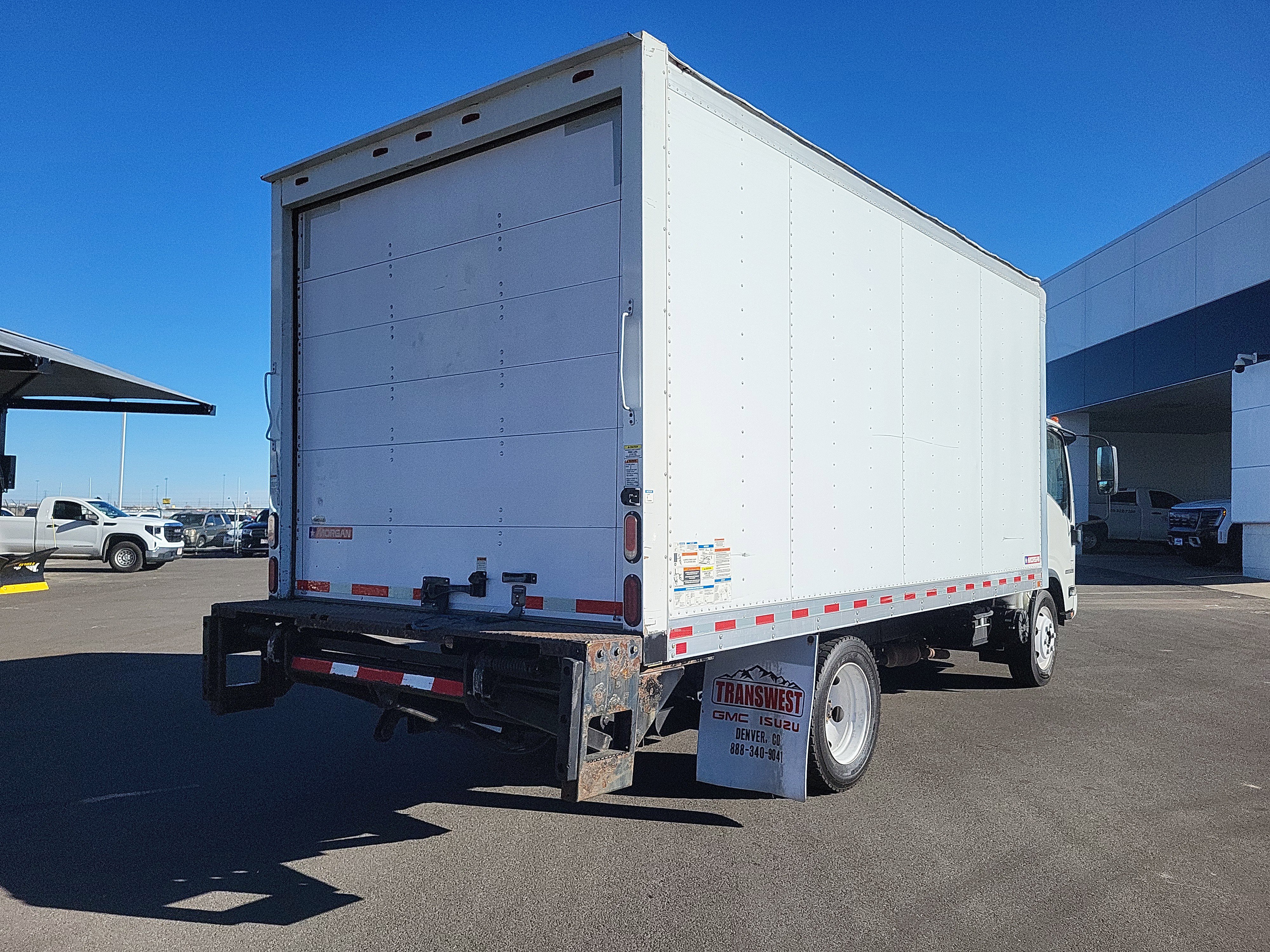 Used 2018 Isuzu NPR image 2