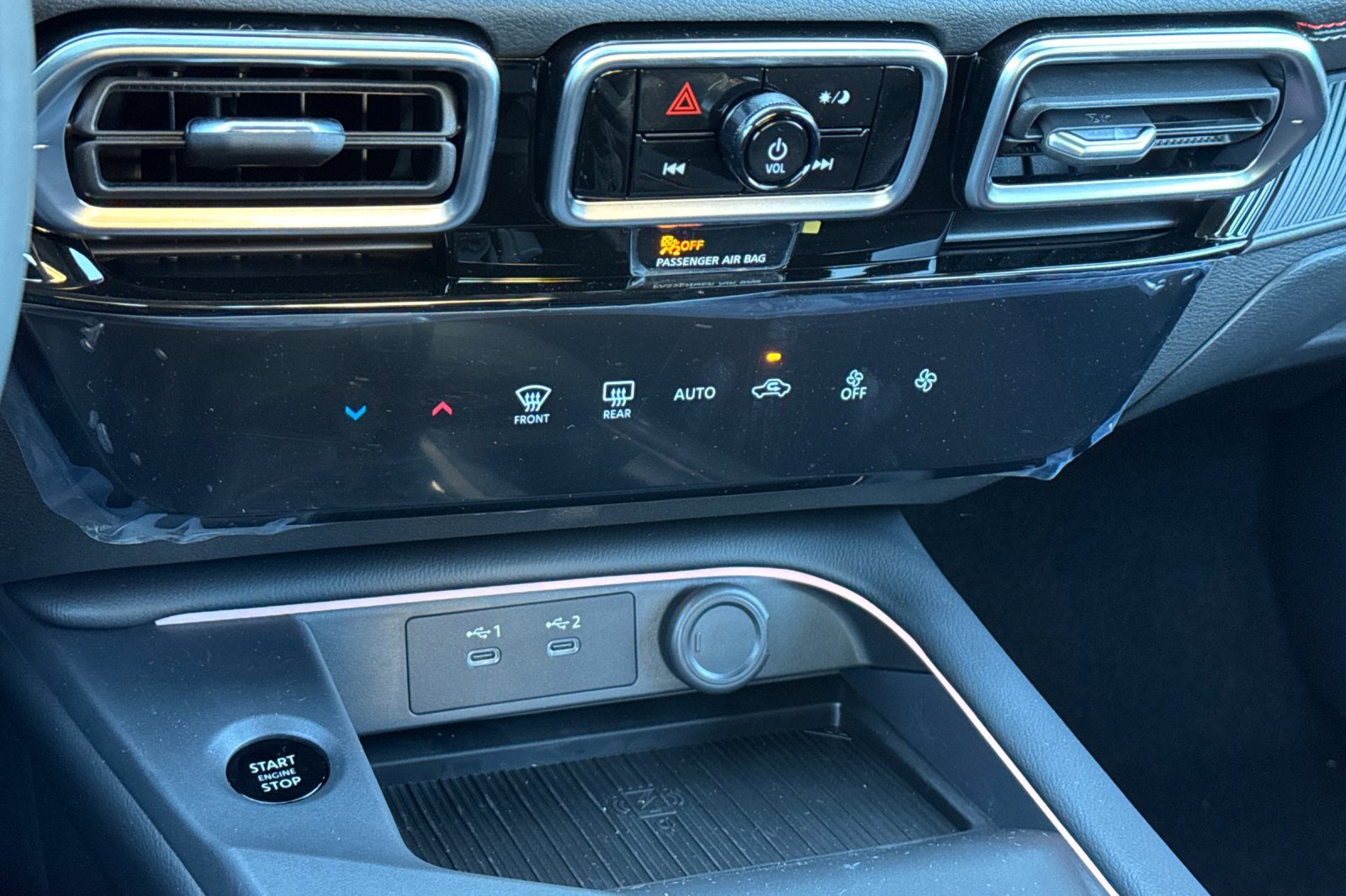 New 2026 Nissan Sentra SR w/ Floor Mat Package image 16