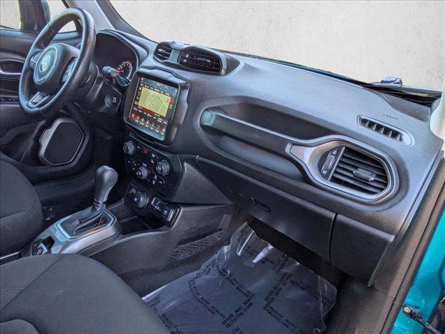 Used 2022 Jeep Renegade Latitude w/ Convenience Group AWD/4WD image 20