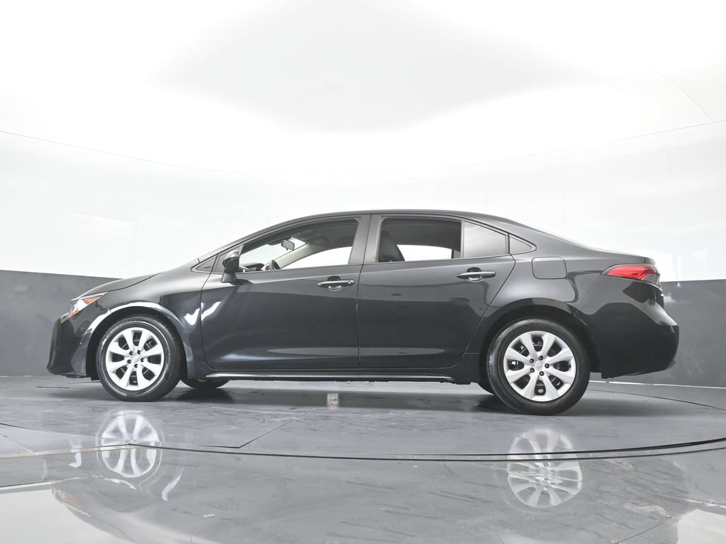 Used 2022 Toyota Corolla LE FWD image 52