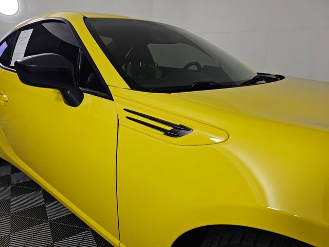 Used 2017 Subaru BRZ Series.Yellow image 10