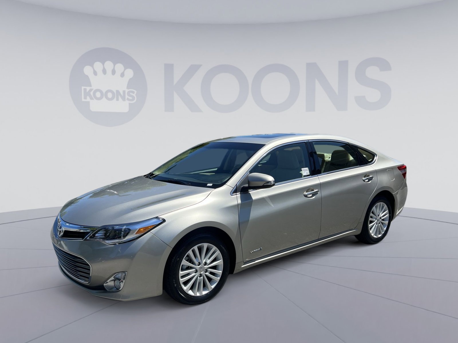 Used 2014 Toyota Avalon XLE Touring FWD image 1