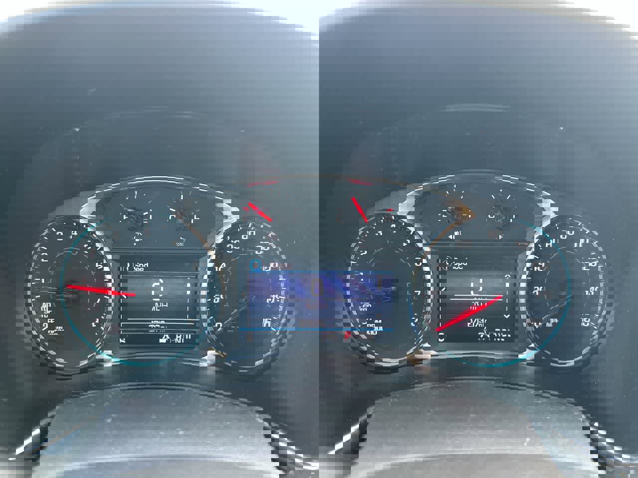 Used 2020 Chevrolet Equinox LT w/ Driver Convenience Package image 34