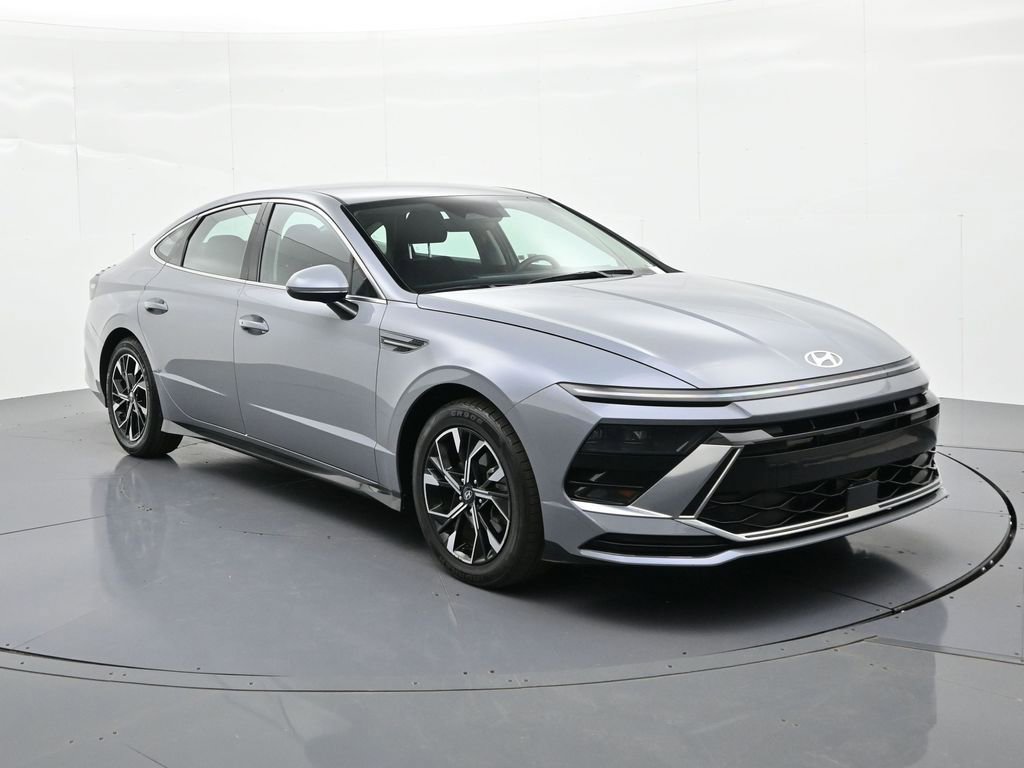 Used 2024 Hyundai Sonata SEL FWD image 4