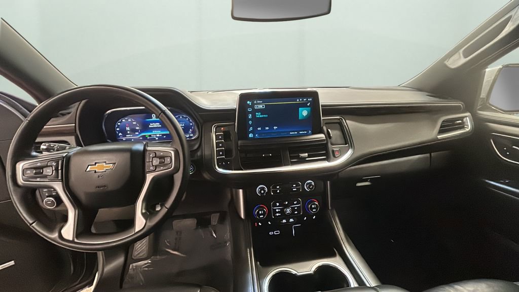 Used 2024 Chevrolet Suburban LT image 14