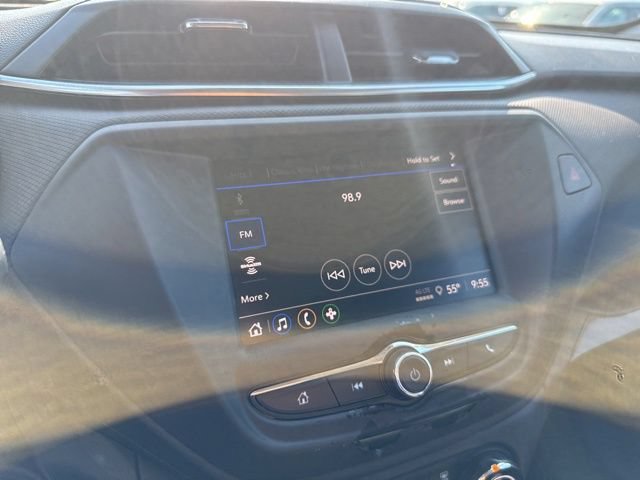 Used 2023 Chevrolet TrailBlazer LT FWD image 31