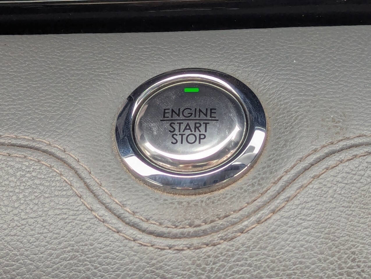 Used 2019 Lincoln Navigator L Reserve w/ Cargo Package AWD/4WD image 32