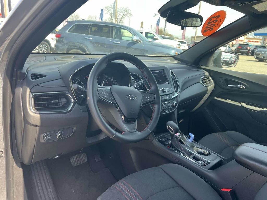 Used 2023 Chevrolet Equinox RS AWD/4WD image 20
