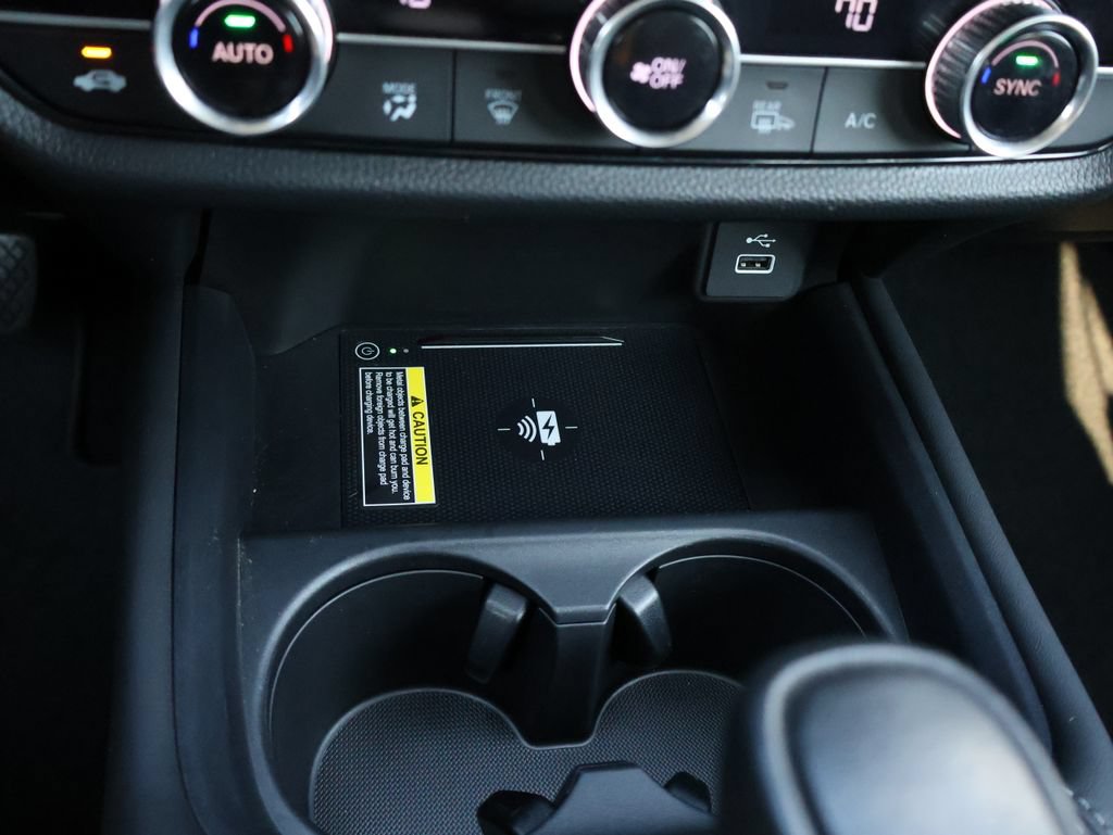 Certified 2024 Honda HR-V EX-L image 24