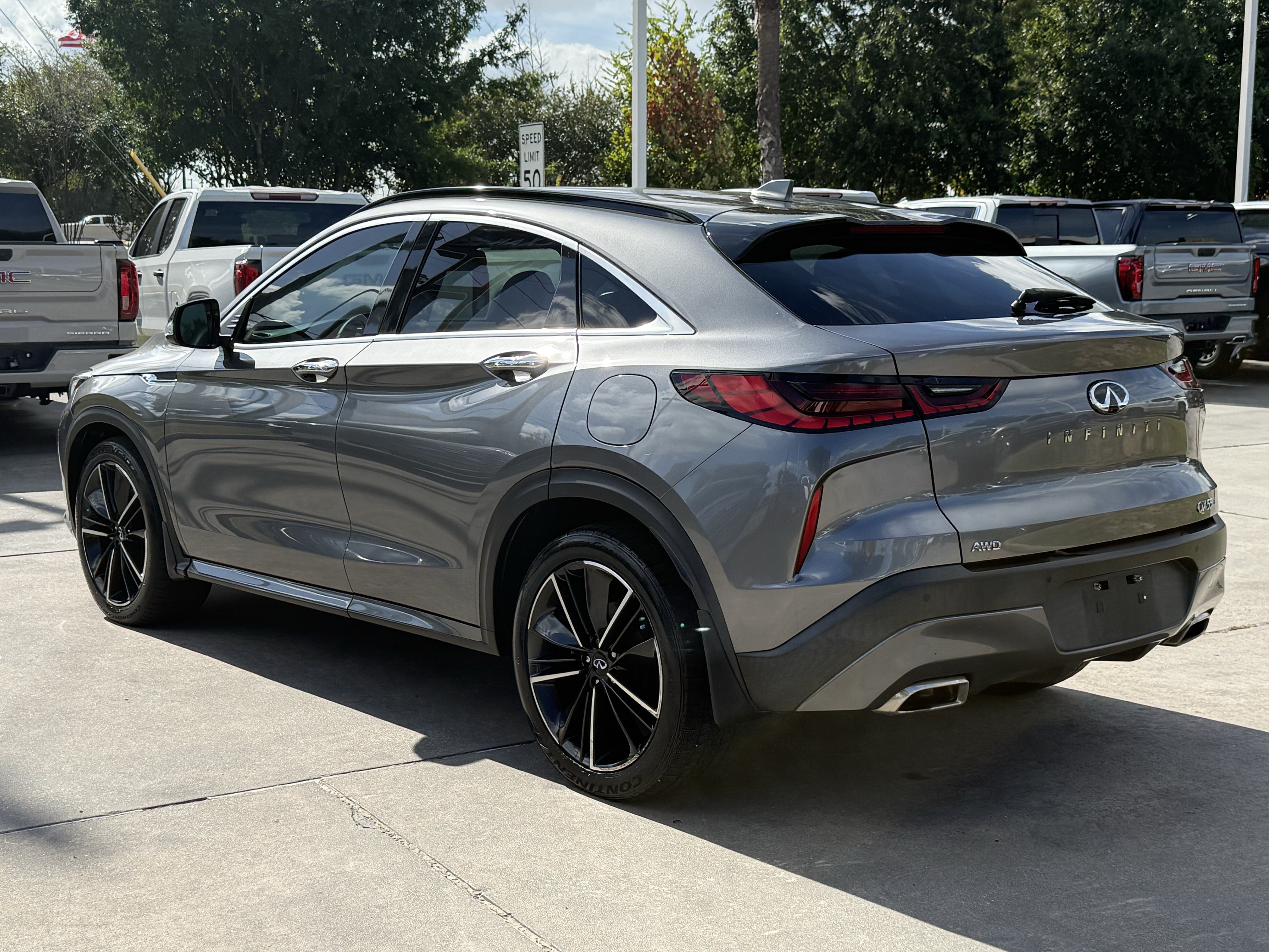 Used 2022 INFINITI QX55 Luxe w/ Cargo Package AWD/4WD image 7