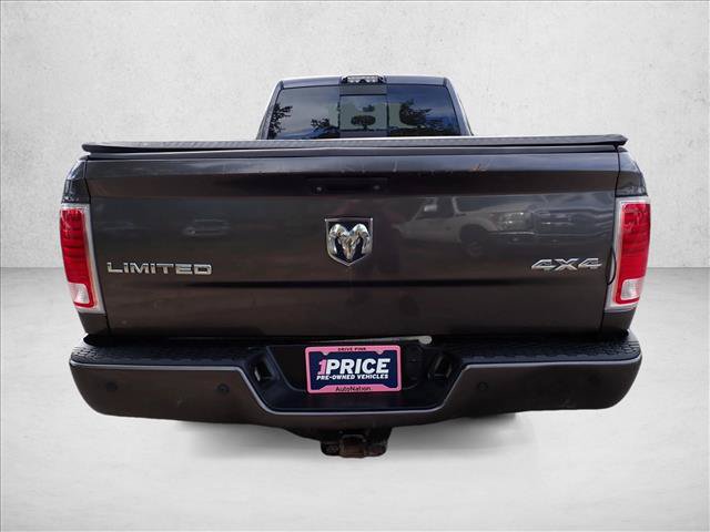 Used 2014 RAM 3500 Laramie Longhorn AWD/4WD image 3