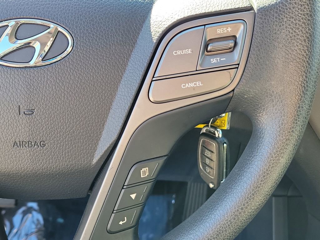 Used 2017 Hyundai Santa Fe Sport image 22