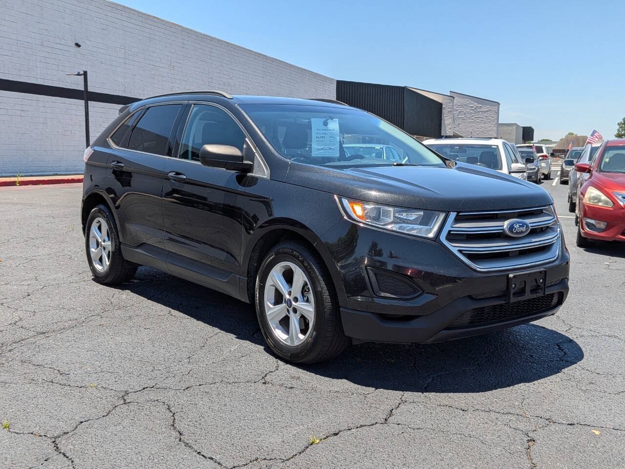 Used 2015 Ford Edge SE w/ Cargo Accessory Package FWD image 4