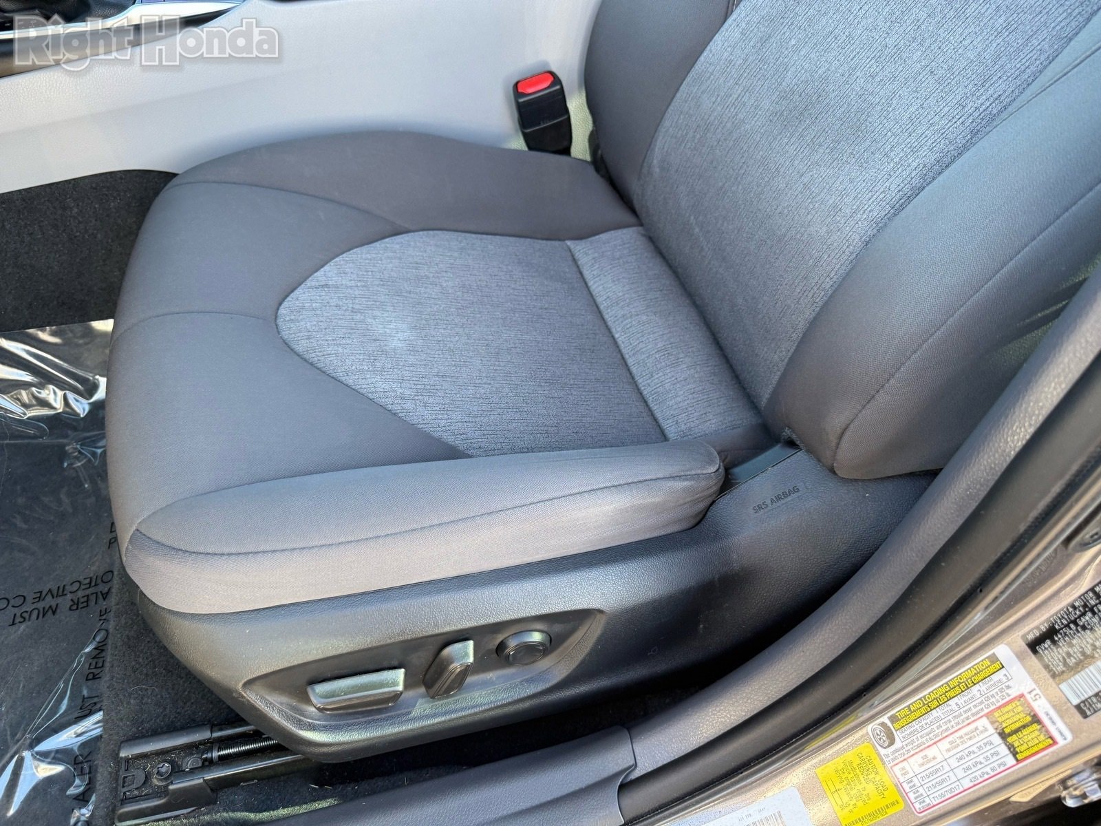 Used 2023 Toyota Camry LE image 13