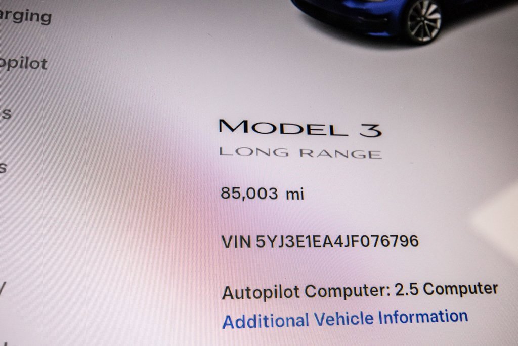 Used 2018 Tesla Model 3 Long Range image 20