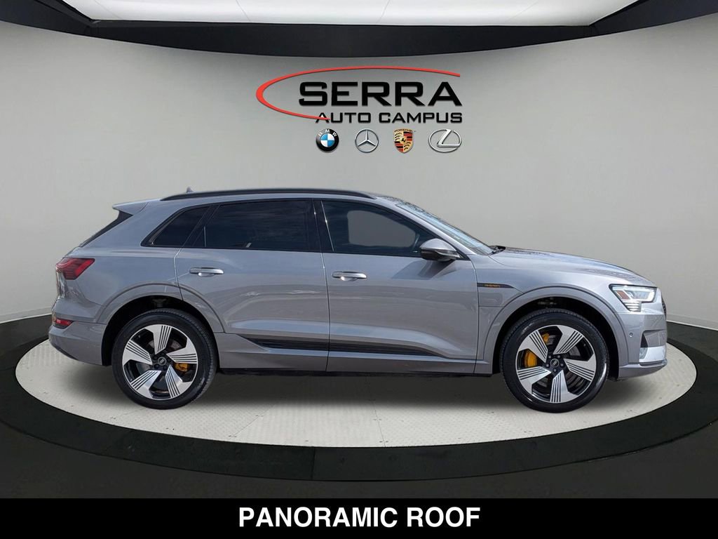 Used 2022 Audi e-tron Premium Plus w/ Premium Plus Package image 13