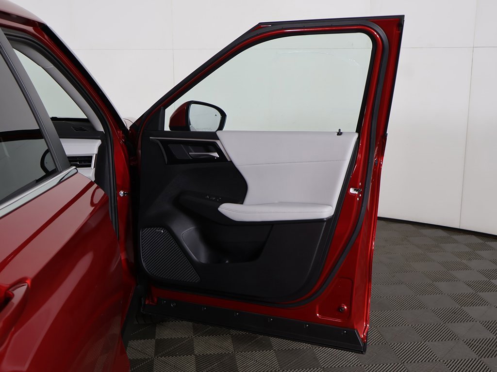 New 2025 Mitsubishi Outlander SE image 22