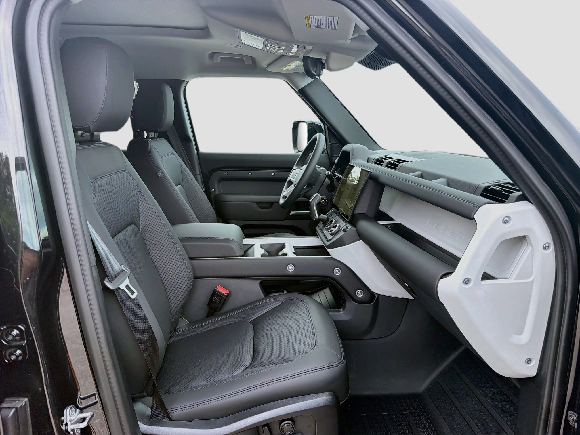 New 2026 Land Rover Defender 110 S AWD/4WD image 15