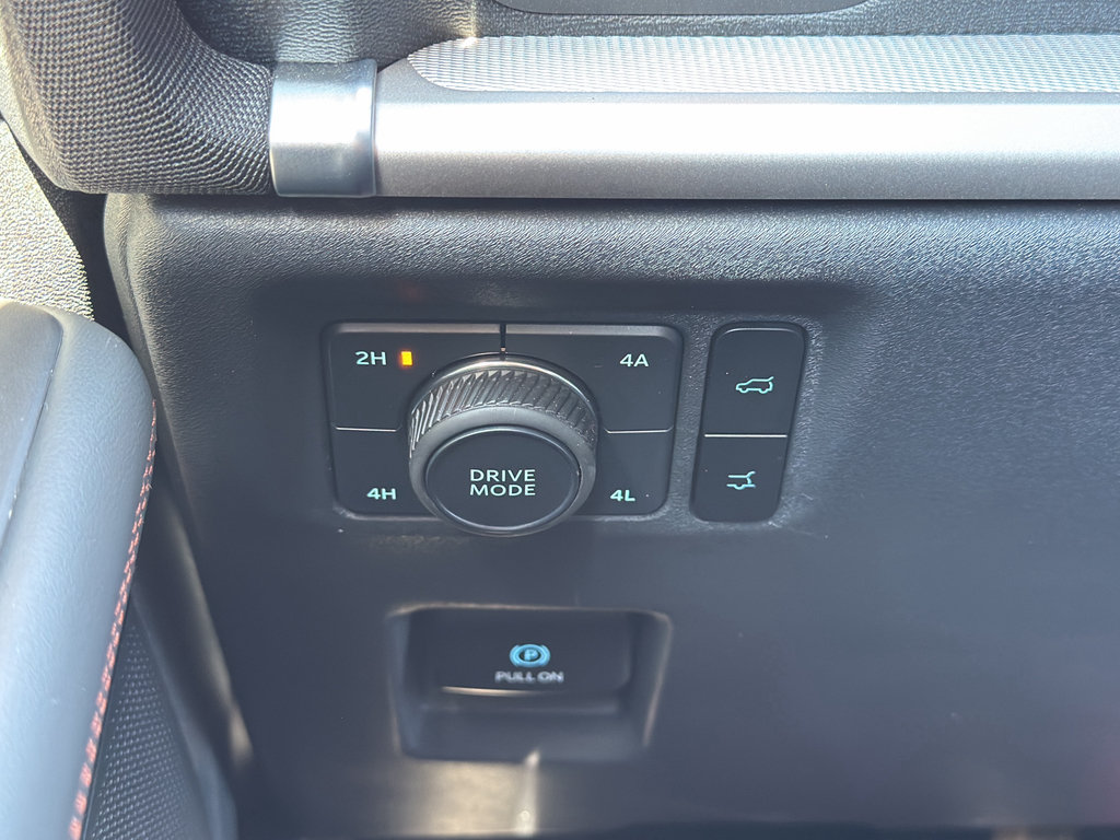 Used 2025 Ford Expedition Active AWD/4WD image 10