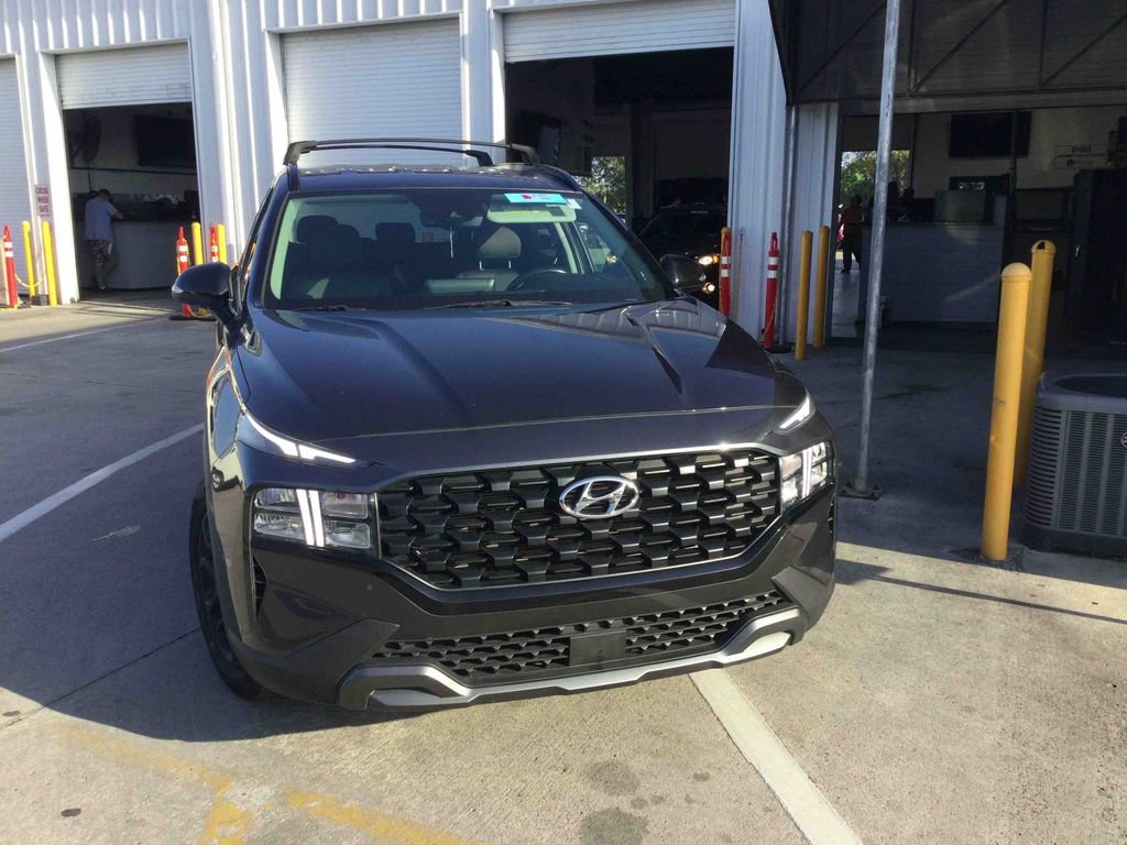 Used 2022 Hyundai Santa Fe XRT FWD image 4