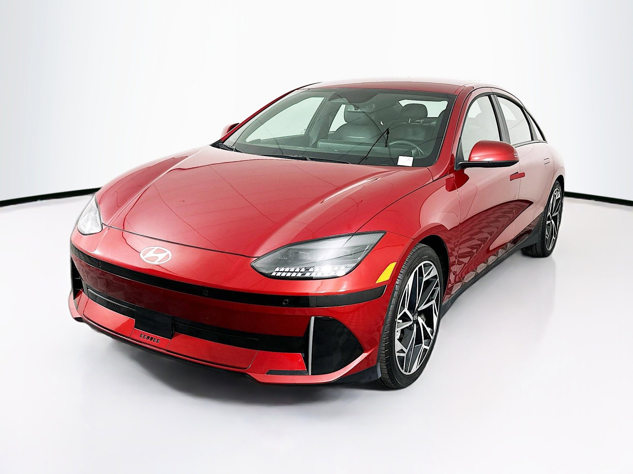 Used 2023 Hyundai Ioniq 6 SEL image 3