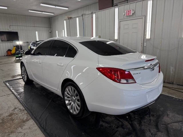 Used 2011 Buick Regal CXL image 5