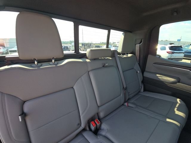 Used 2023 GMC Sierra 1500 SLT w/ SLT Premium Package image 16