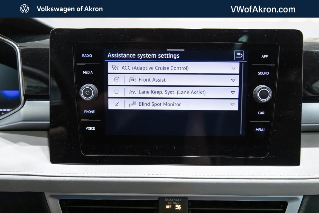 New 2026 Volkswagen Taos SE FWD image 23