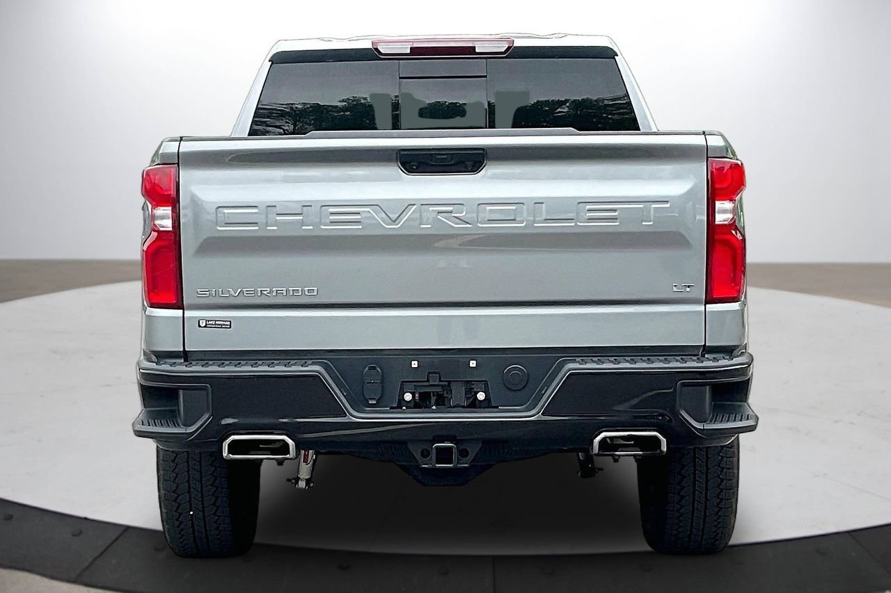 Used 2025 Chevrolet Silverado 1500 LT Trail Boss w/ Convenience Package II AWD/4WD image 8