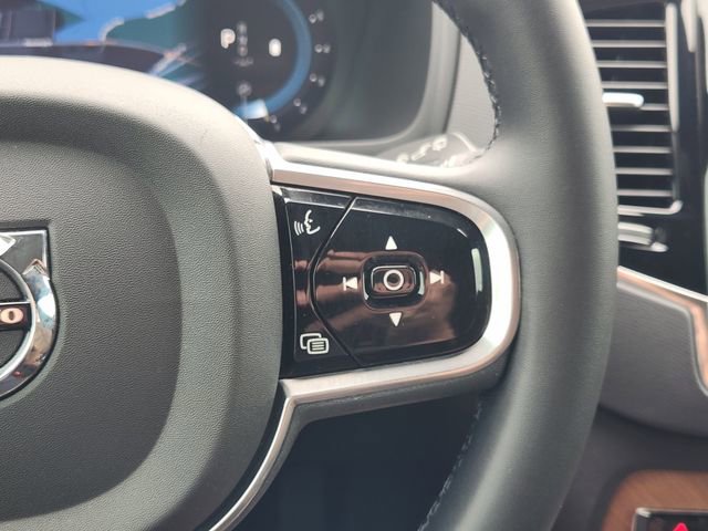 Used 2023 Volvo XC90 B6 Plus w/ Protection Package Premier image 29