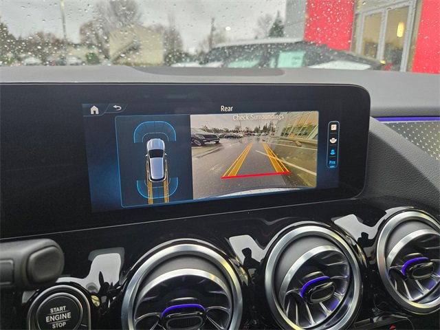 Used 2025 Mercedes-Benz GLA 250 4MATIC image 25