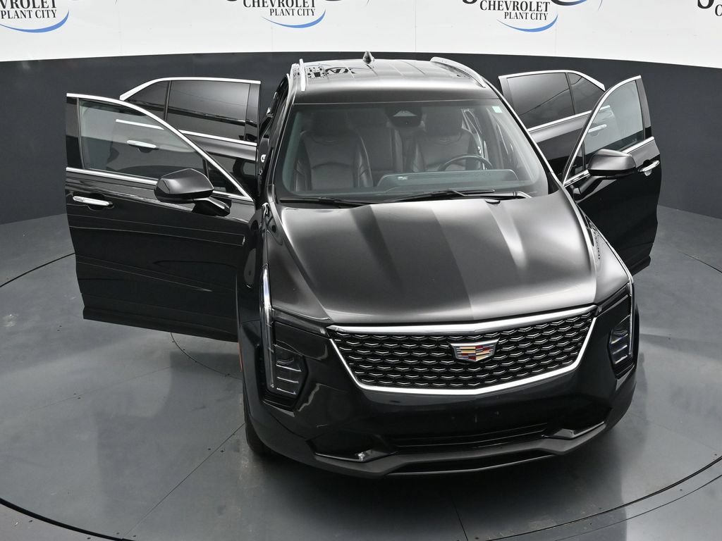 Used 2024 Cadillac XT4 Premium Luxury FWD image 34