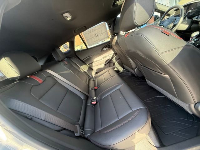 New 2026 Chevrolet Trax RS w/ Sunroof Package image 18