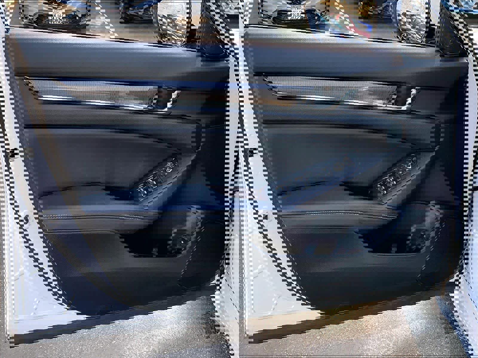 Used 2018 Honda Accord Sport image 24