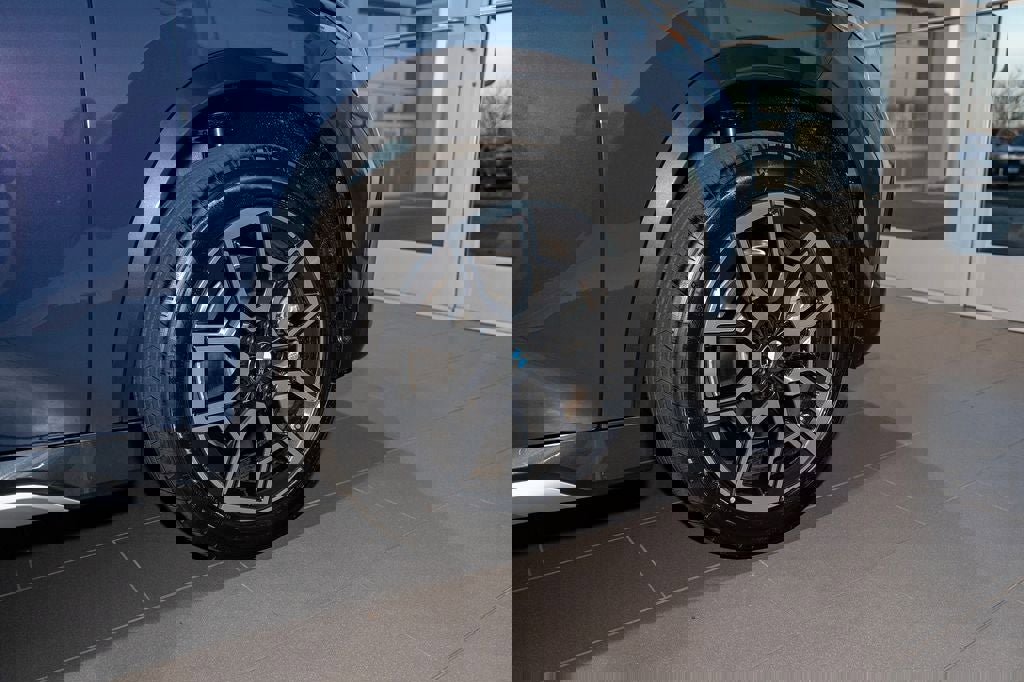 Used 2026 BMW X1 xDrive28i w/ Technology Package image 6