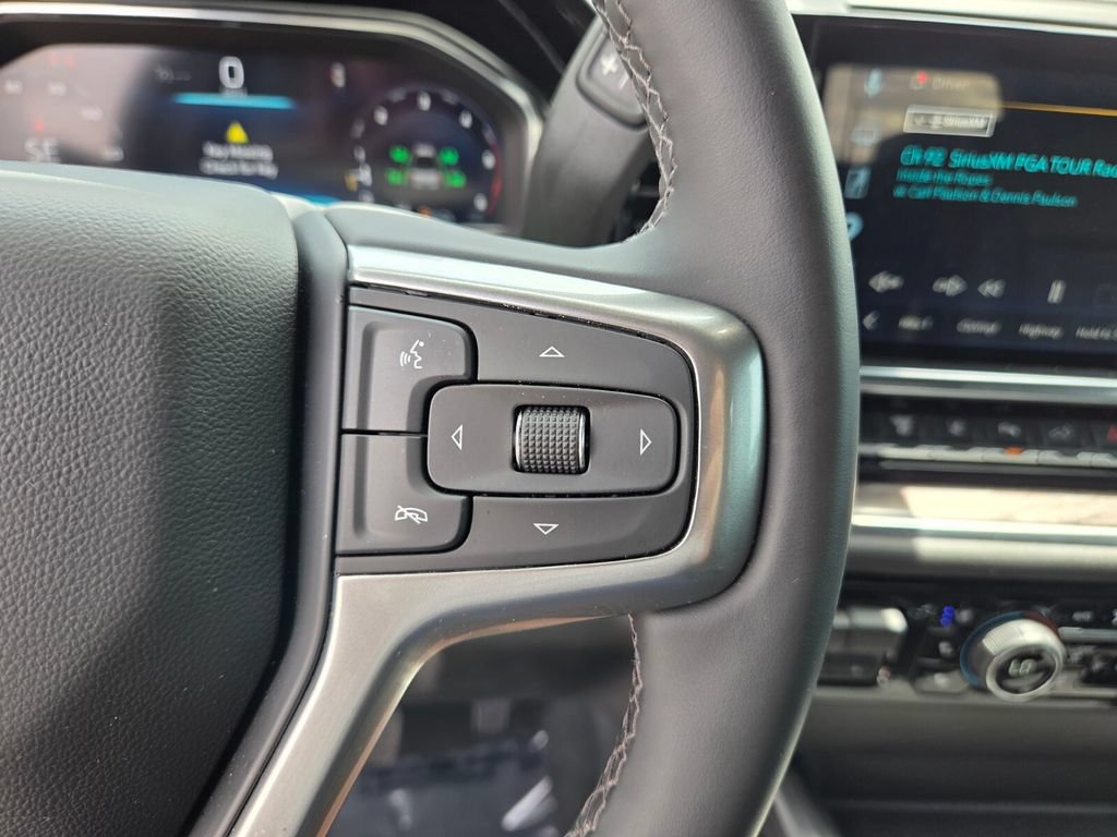 Certified 2025 Chevrolet Silverado 3500 LTZ w/ LTZ Convenience Package image 33